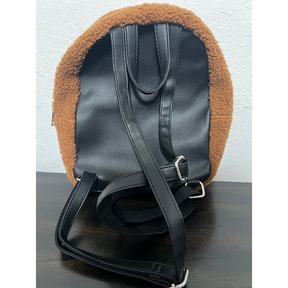 Gizmo Mini Backpack | Cozy Sherpa Gremlins Character Backpack - Picture 10 of 10